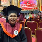 Akhirnya, si Anak Tarusan Itu Jadi Sarjana