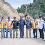 Zigo Rolanda Turun Langsung ke Air Dingin, Pastikan Perbaikan Jalan Lubuk Selasih–Surian Berjalan