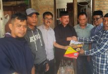 Ketua LKAAM Sumbar Melayat ke Rumah Duka Karim, Desak Transparansi dan Keadilan Hukum